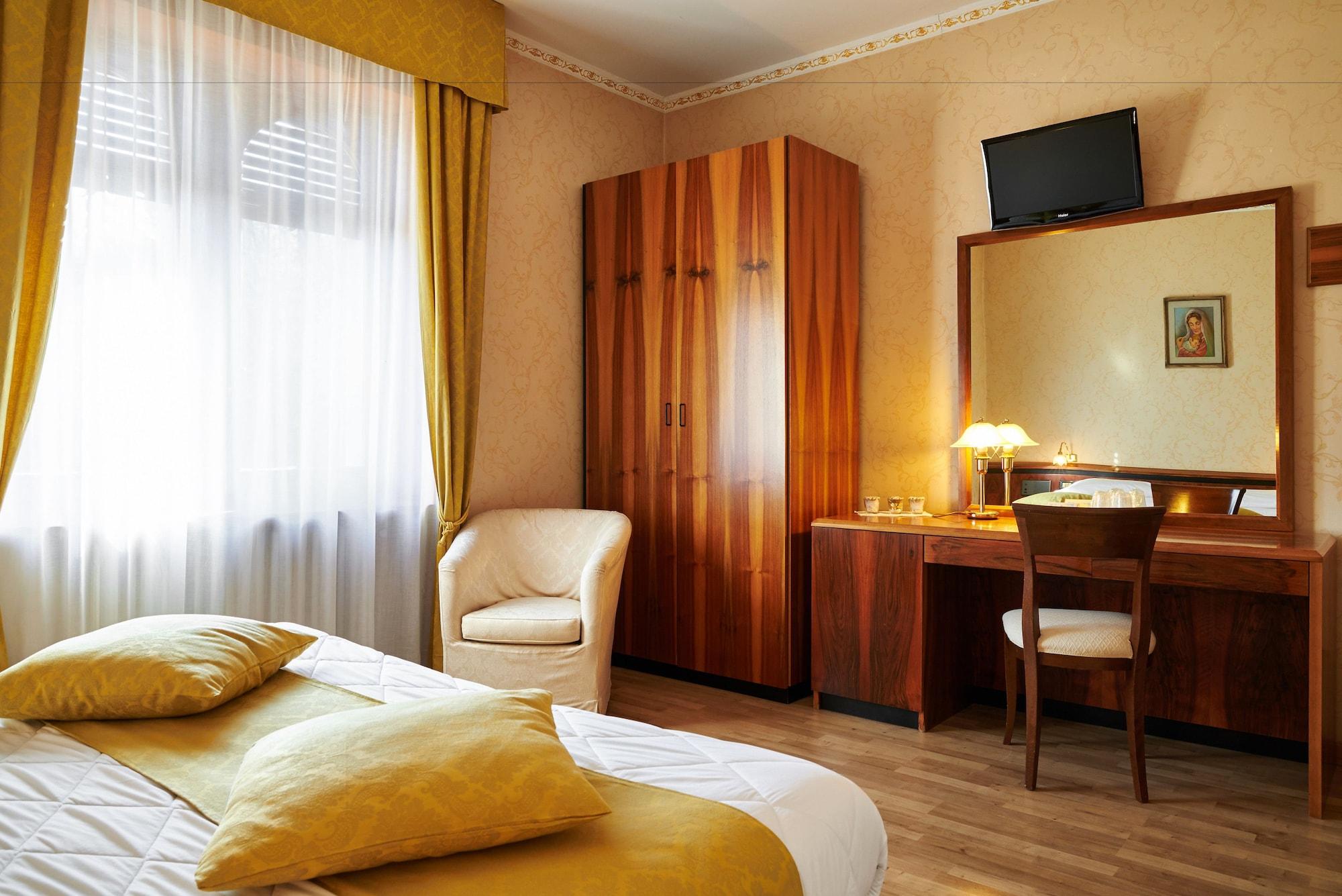 Sant'Omobono Imagna Hotel Villa Delle Ortensie מראה חיצוני תמונה