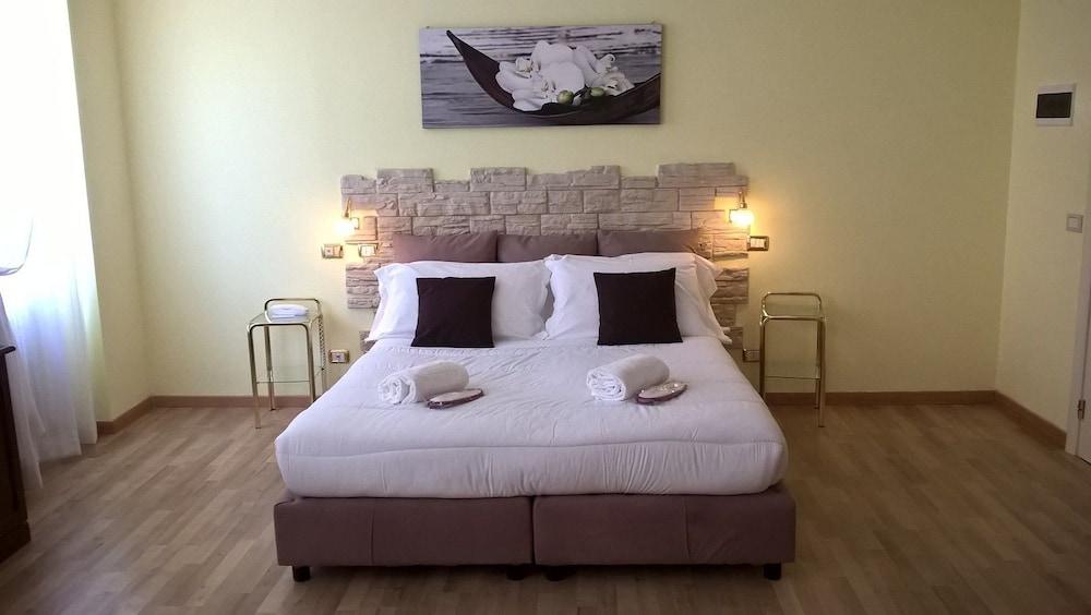 Sant'Omobono Imagna Hotel Villa Delle Ortensie מראה חיצוני תמונה
