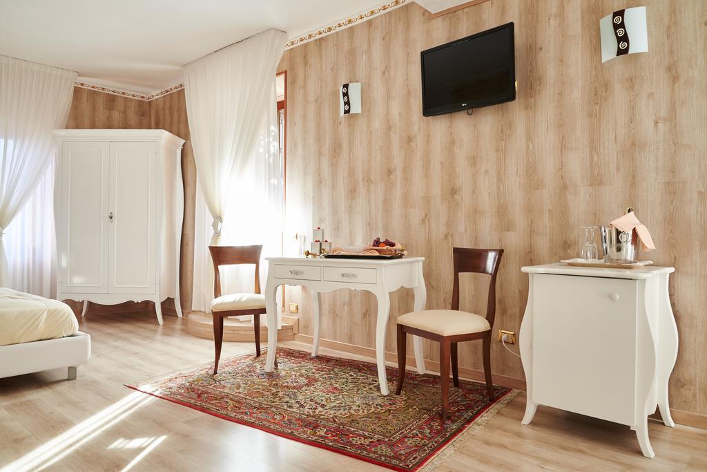 Sant'Omobono Imagna Hotel Villa Delle Ortensie מראה חיצוני תמונה