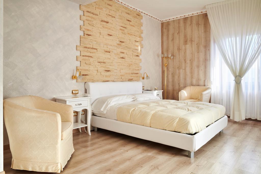 Sant'Omobono Imagna Hotel Villa Delle Ortensie מראה חיצוני תמונה