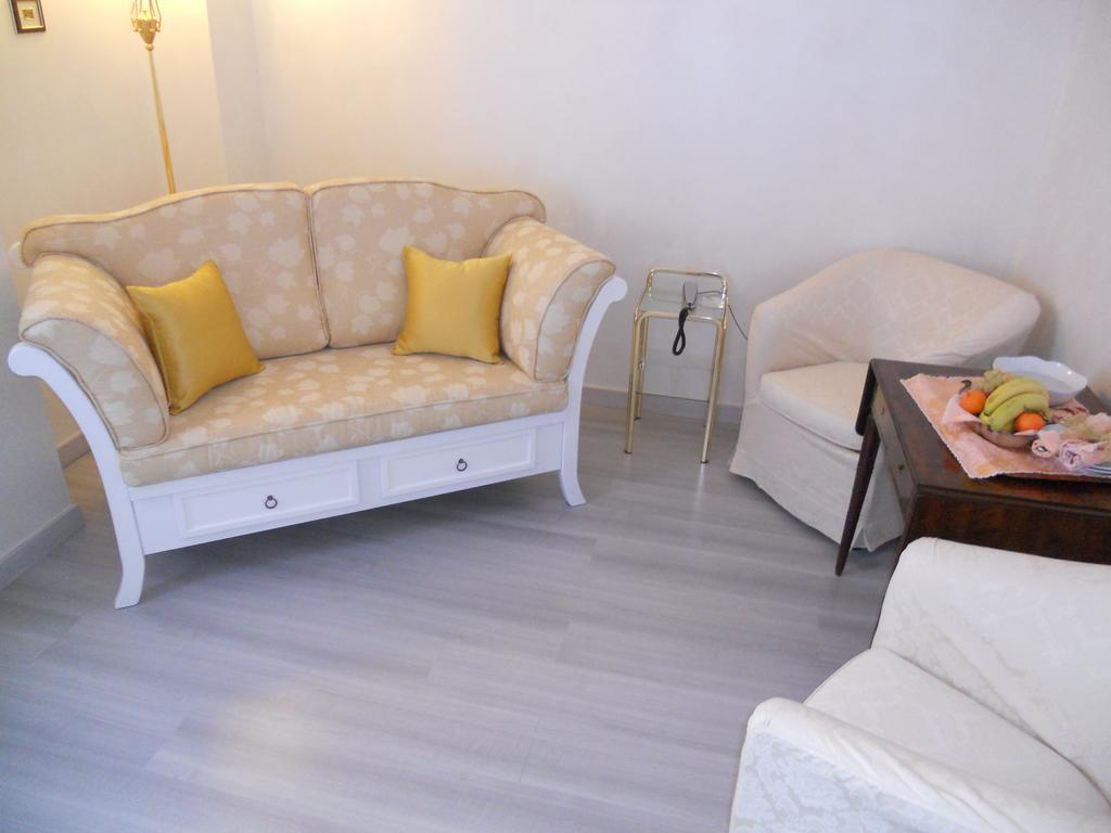 Sant'Omobono Imagna Hotel Villa Delle Ortensie מראה חיצוני תמונה