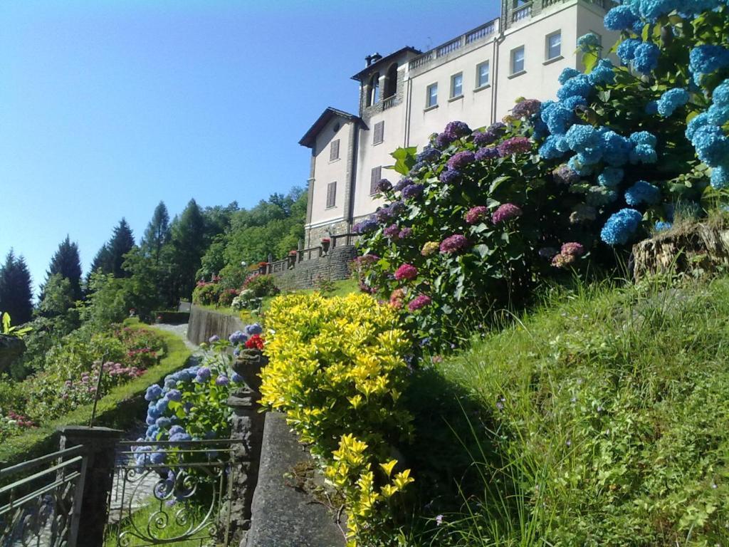 Sant'Omobono Imagna Hotel Villa Delle Ortensie מראה חיצוני תמונה